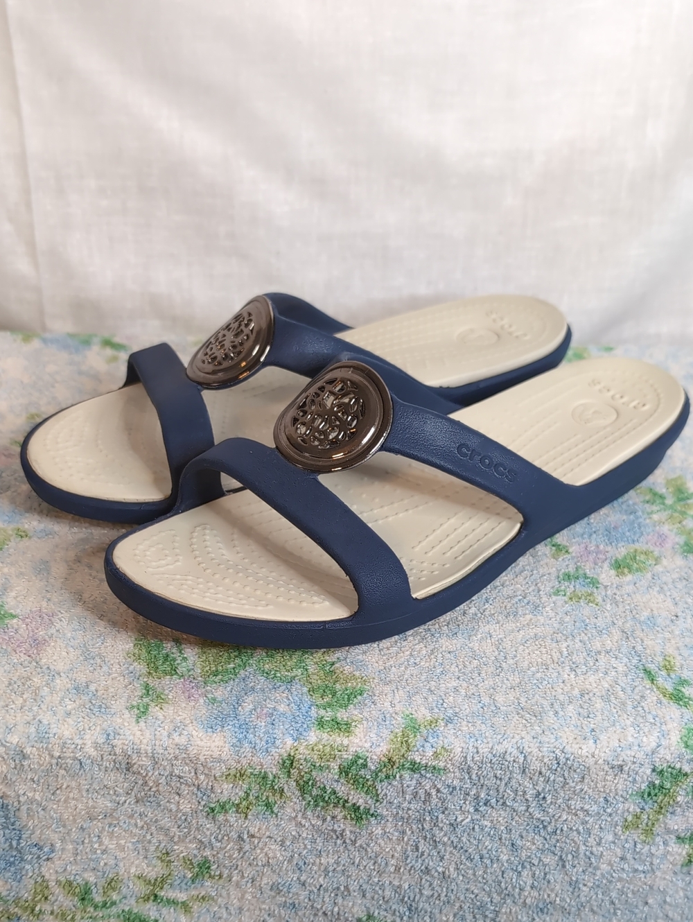 Navy Bedazzled Crocs sandals women's 9